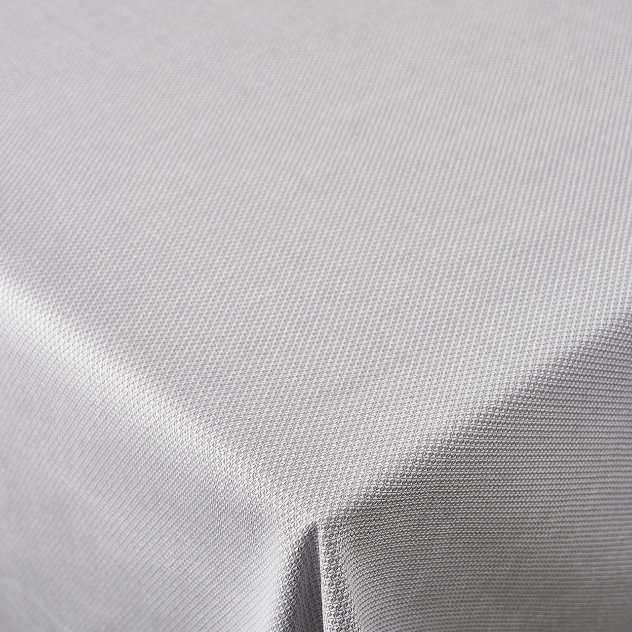 Dijon table linen 625D in colour Frostgrey