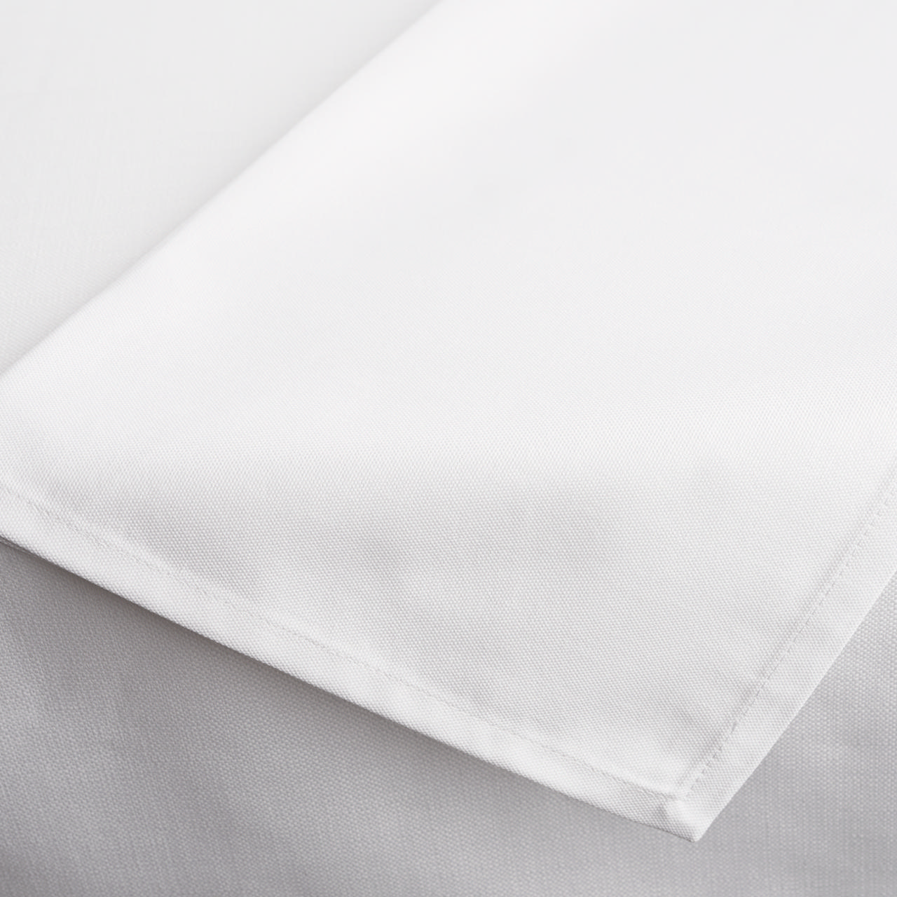 Torino napkin 626F in colour White